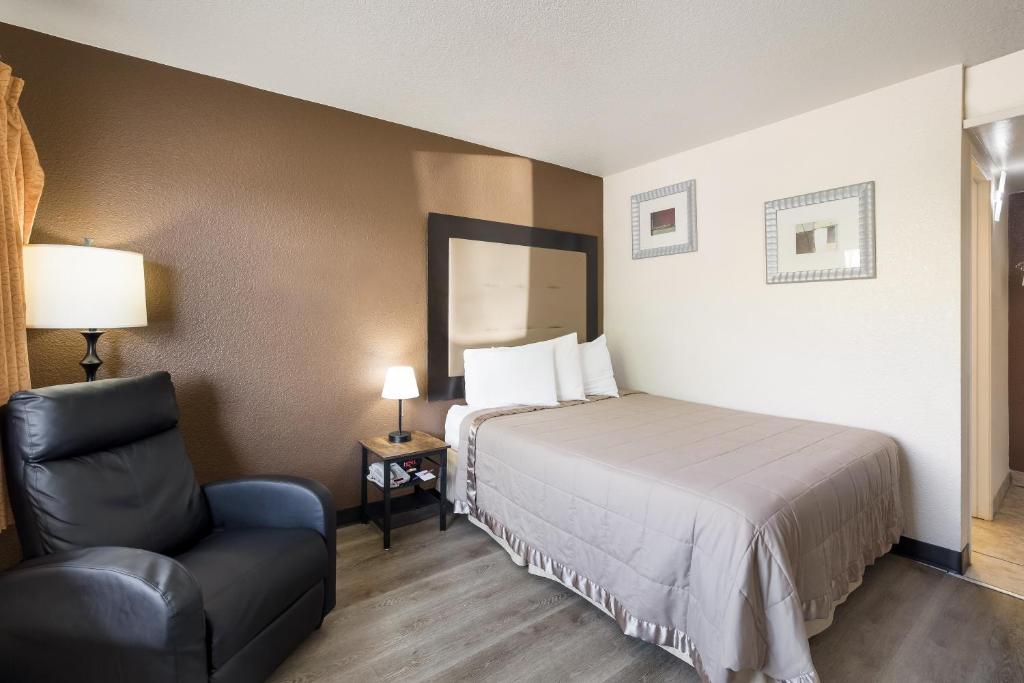 Knights Inn Sierra Vista / East Fry photo