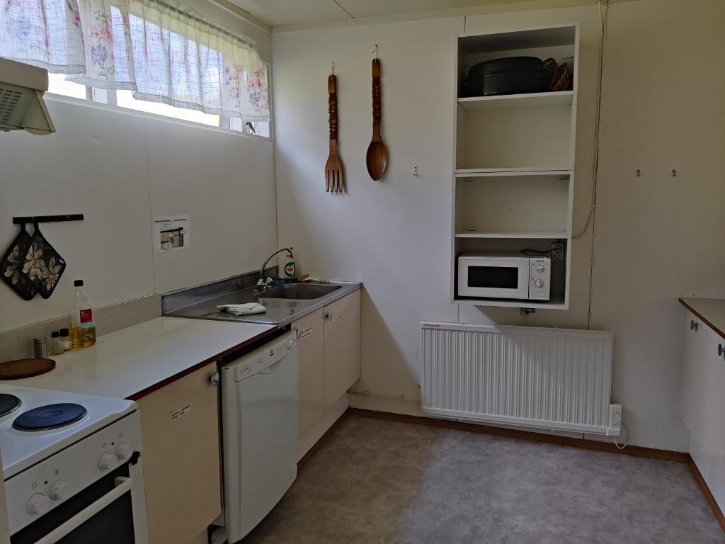 Cucina o angolo cottura di Sólbrekka Guesthouse