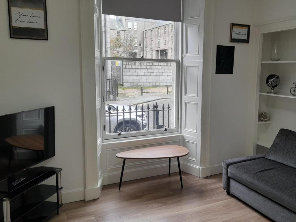 Crown Central Apartments - Apartamento De Um Quarto