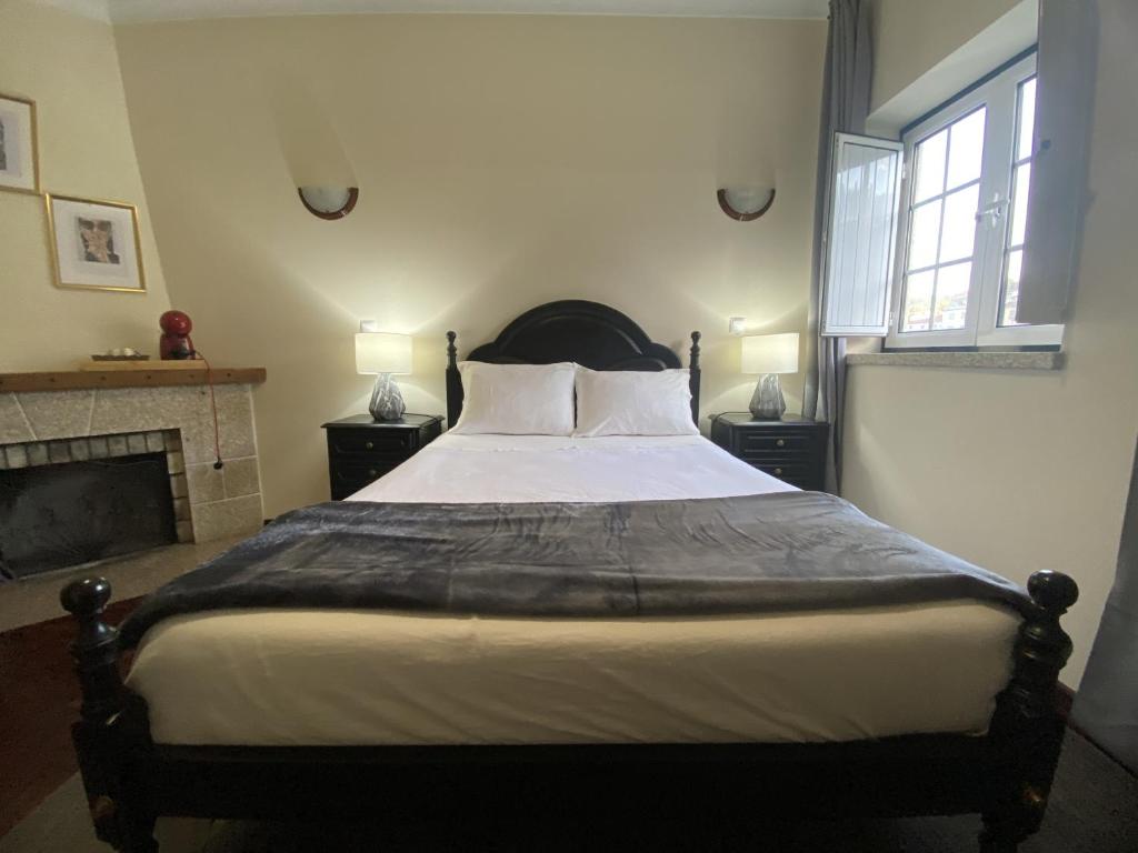 THE RIVER HOUSE - Termas Guesthouse - Deluxe Double Room (2 Adults + 1 Child)