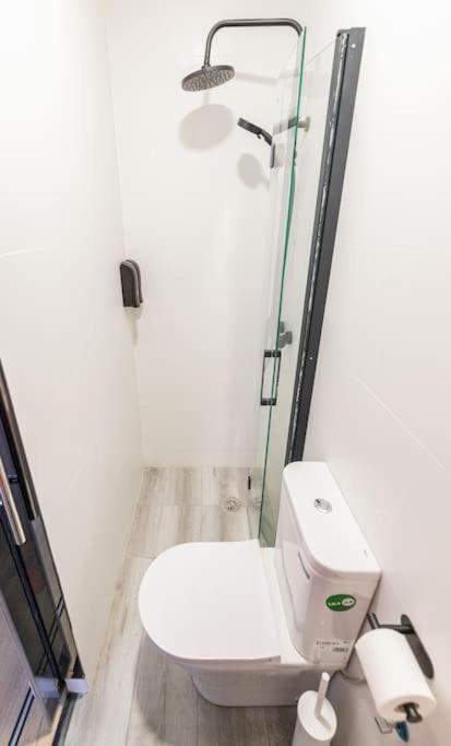 Koupelna v ubytování Coqueto apartamento cerca Bravo Murillo WIFI