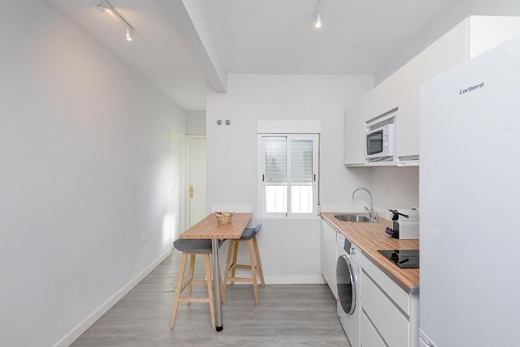 Kuchyňa alebo kuchynka v ubytovaní Apartamento San Pedro en casco histórico