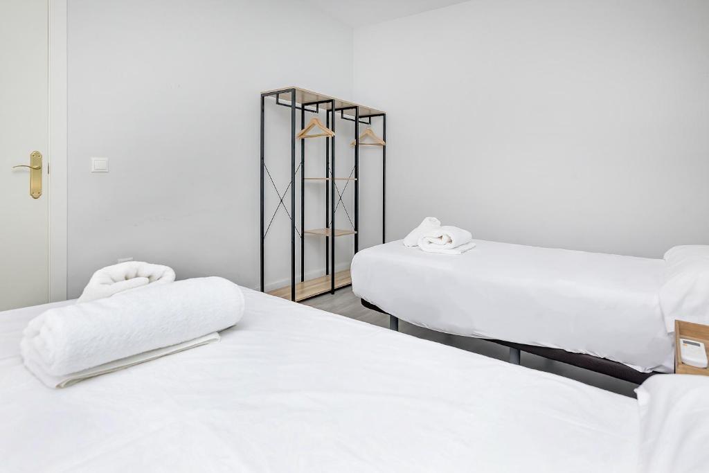 Posteľ alebo postele v izbe v ubytovaní Apartamento San Pedro en casco histórico