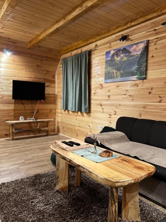 TV a/nebo společenská místnost v ubytování North Star Žabljak