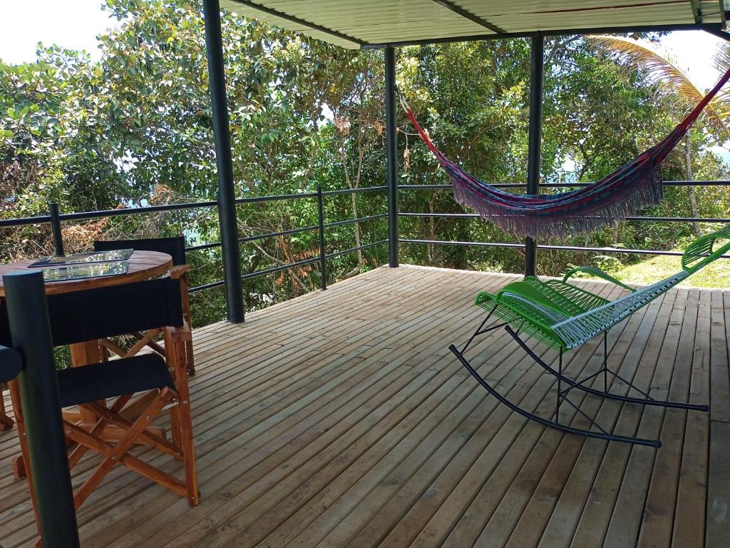 Balkón nebo terasa v ubytování Eco-Cabañas Altozano Nimaima