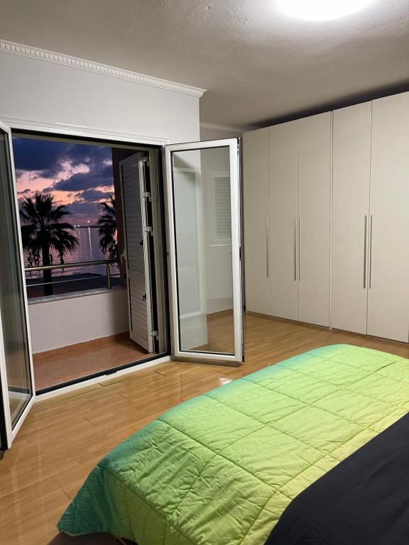 Sea La Vie Apt - WiFi 500 mbs - Free parking - Image 2