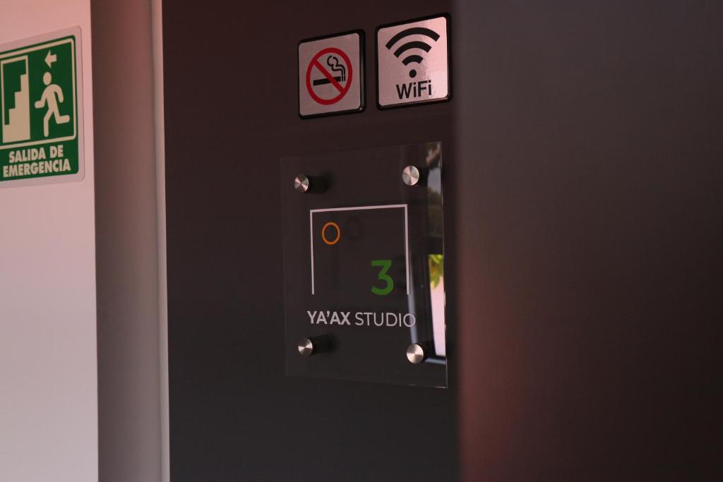 Certifikát, hodnocení, plakát nebo jiný dokument vystavený v ubytování The Lu'um House