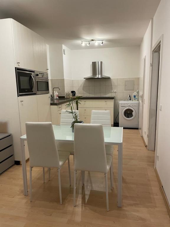 Zentrale Düsseldorf City Zweizimmerwohnung