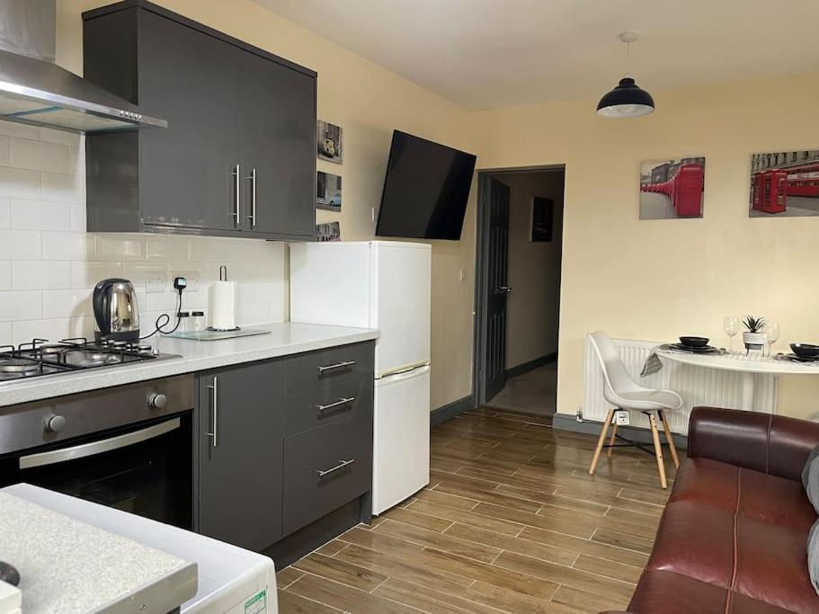 Modern 2 bedroom Apartment In Derby City Centre