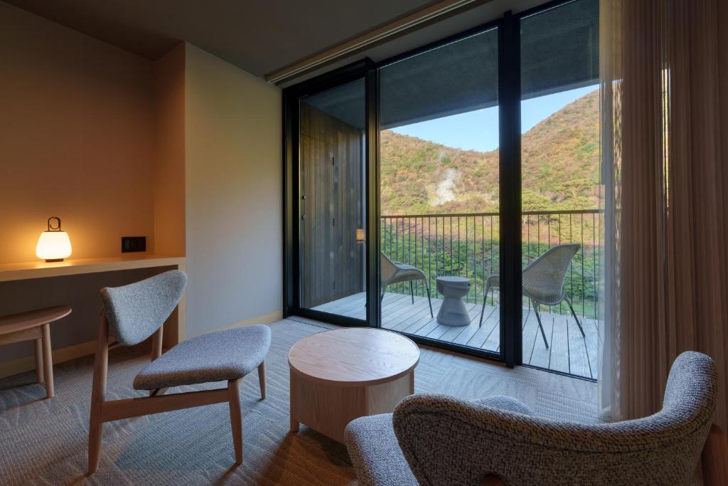 Posezení v ubytování Unzen Miyazaki Ryokan