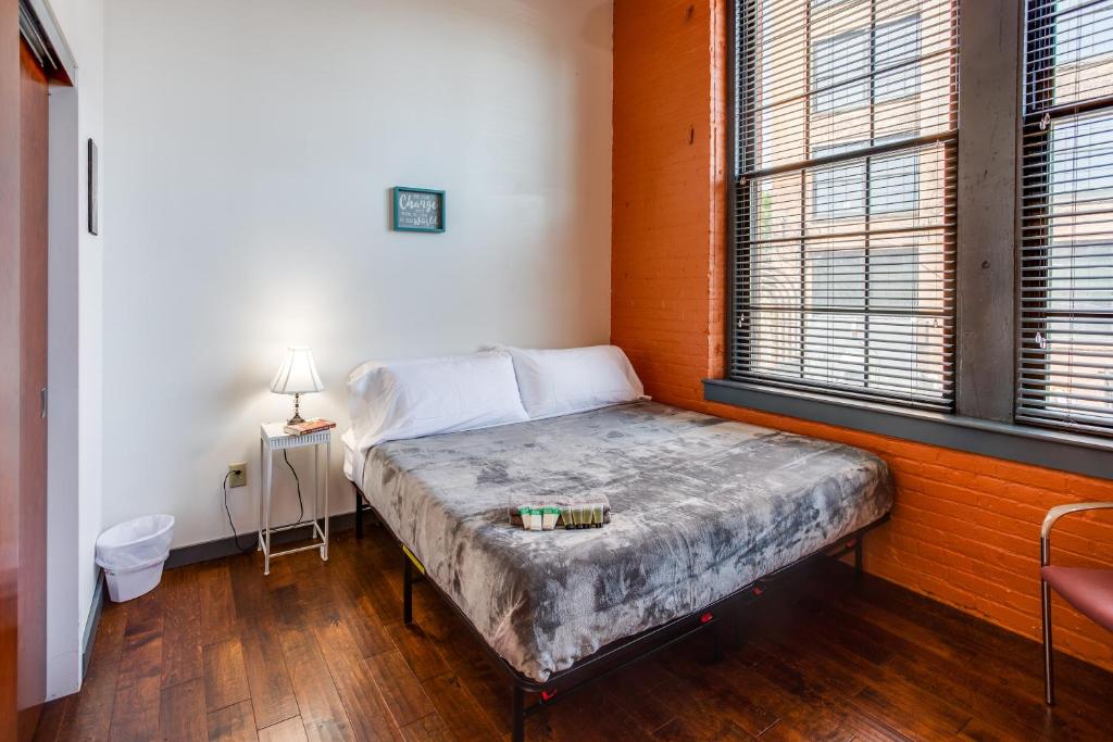 NY Style Centric Loft with King Bed by Park ave photo