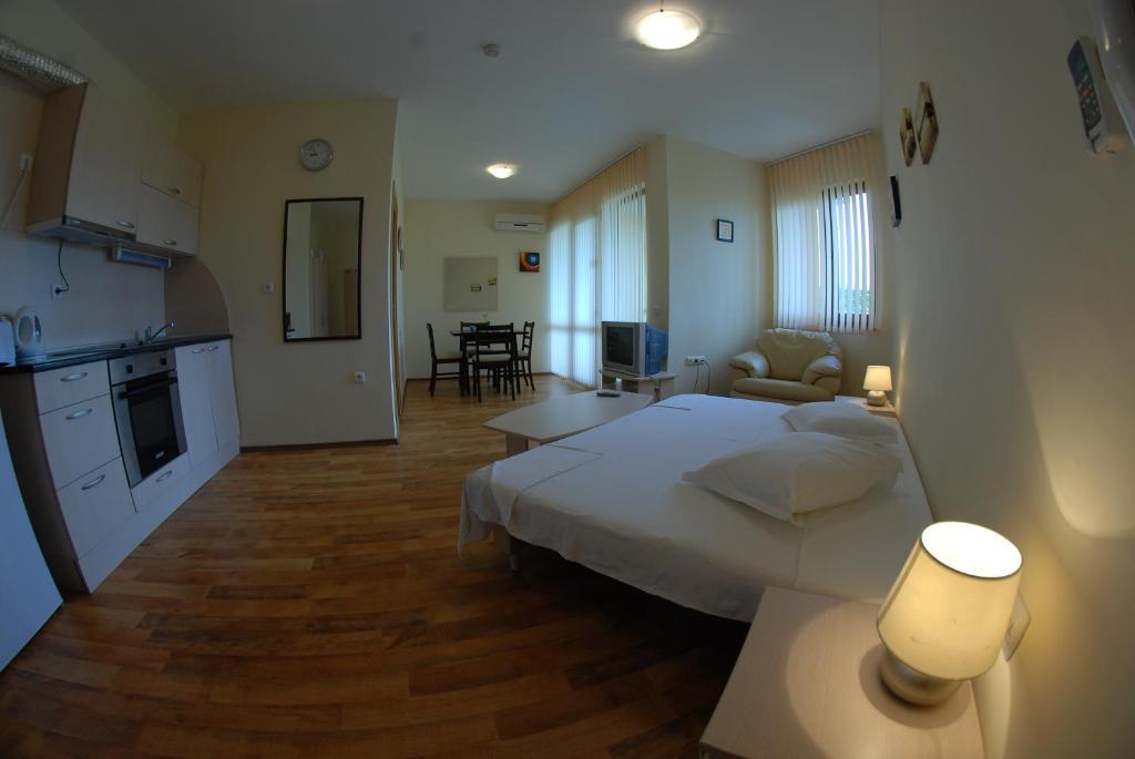 Oasis Beach Apartments Kamchia - Estudio