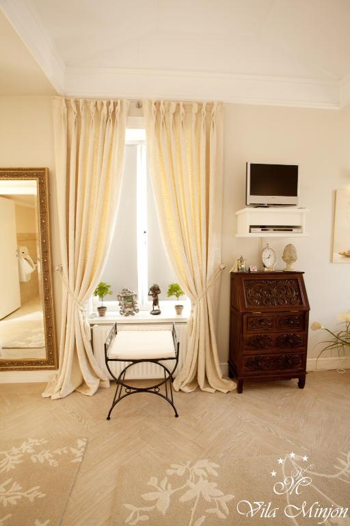 Luxury Rooms Minjon - 豪华双人间，带额外的床