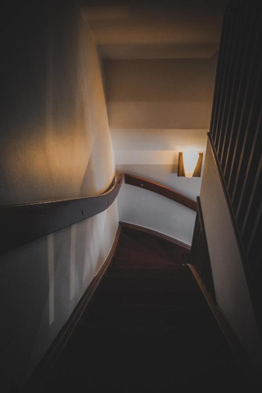 Postel nebo postele na pokoji v ubytování Mojo Hotell