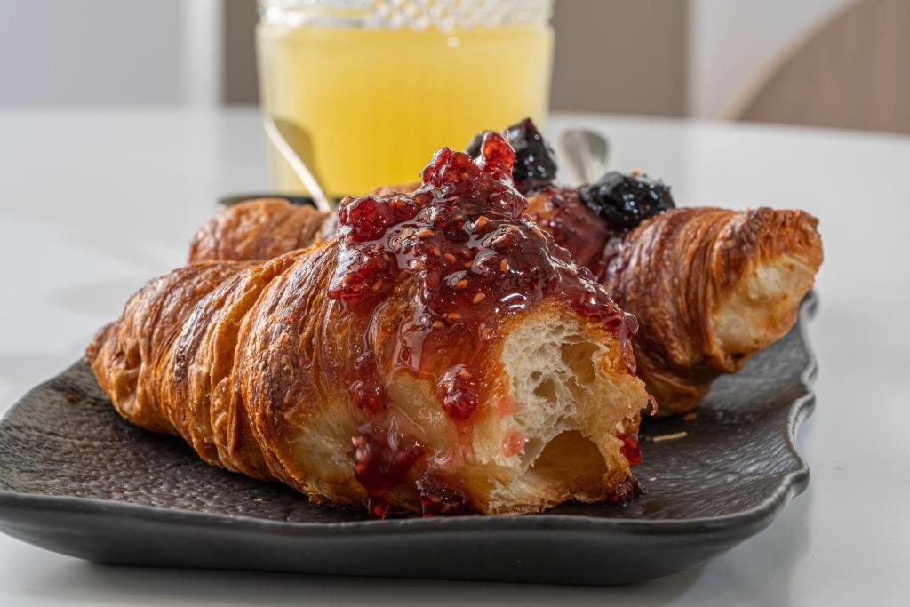 Olympic Boutique - Resim 14