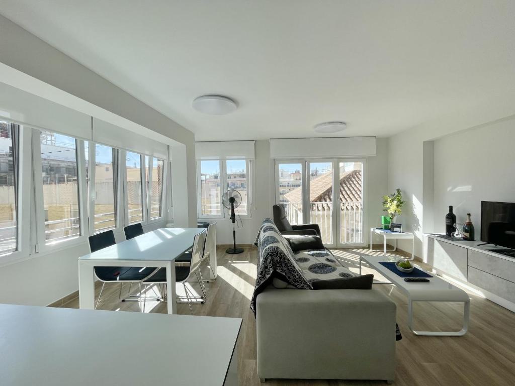 Μια τηλεόραση ή/και κέντρο ψυχαγωγίας στο Luxury Center Apartment