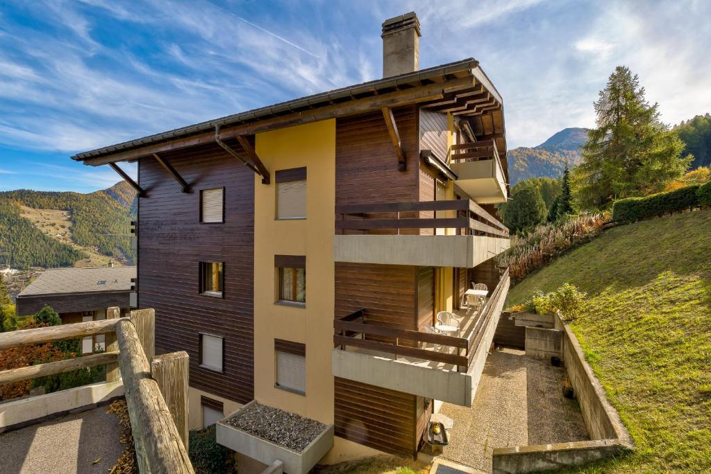 Nespecifikovaný výhled na hory nebo výhled na hory při pohledu z apartmánu