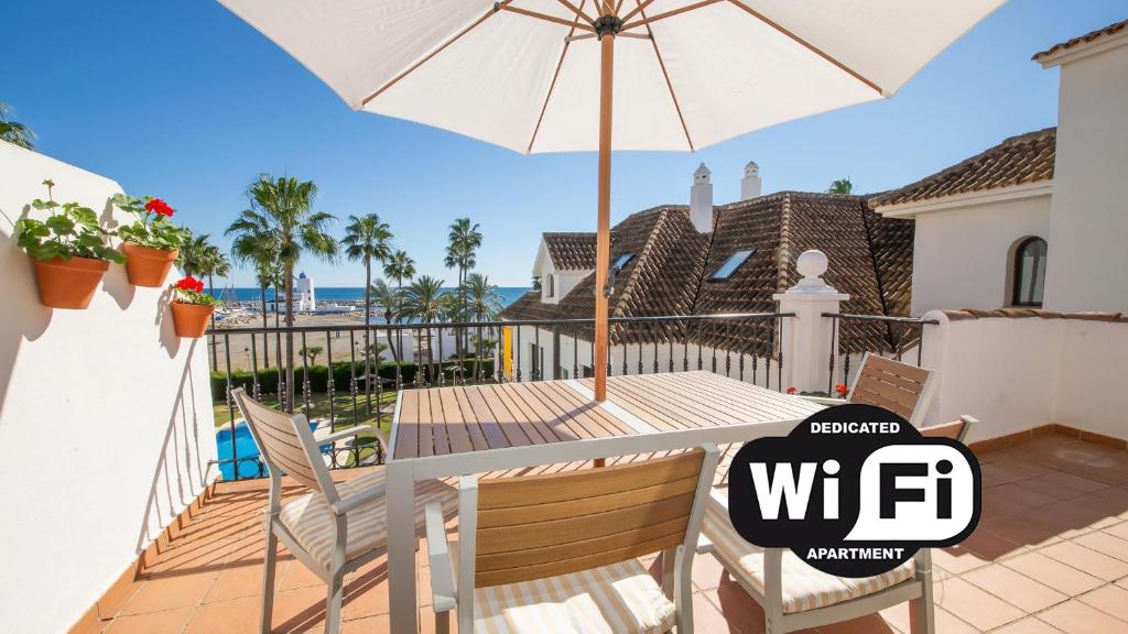 En balkon eller terrasse på Marina Real 414