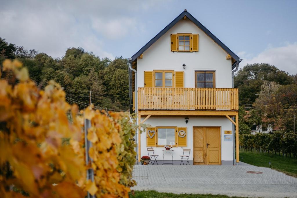 The building in which the holiday home is located