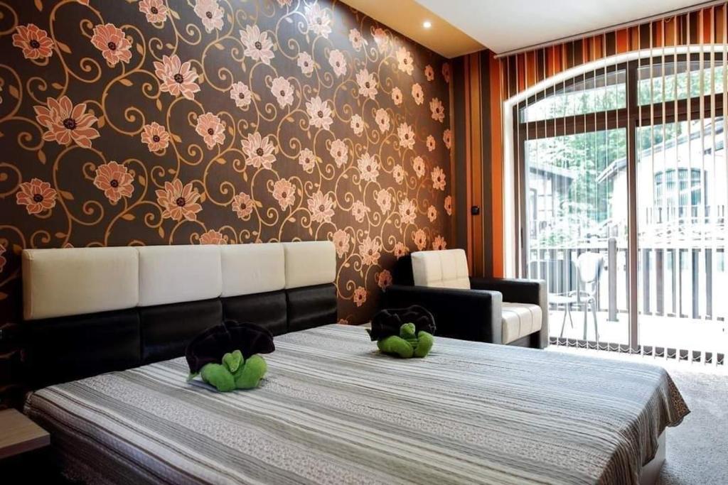 Booking.com: Хотелски комплекс Тодорини кукли , Вършец, България .  Резервирайте своя хотел сега!