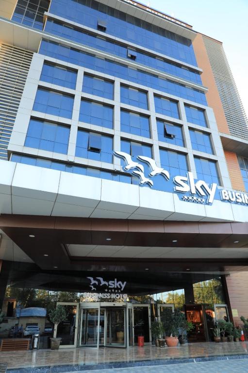 Sky Busines Hotel