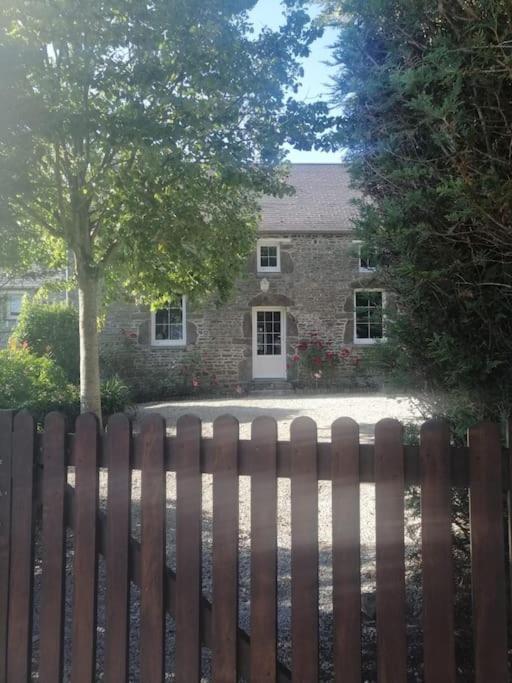Budova, v ktorej sa dovolenkový dom nachádza
