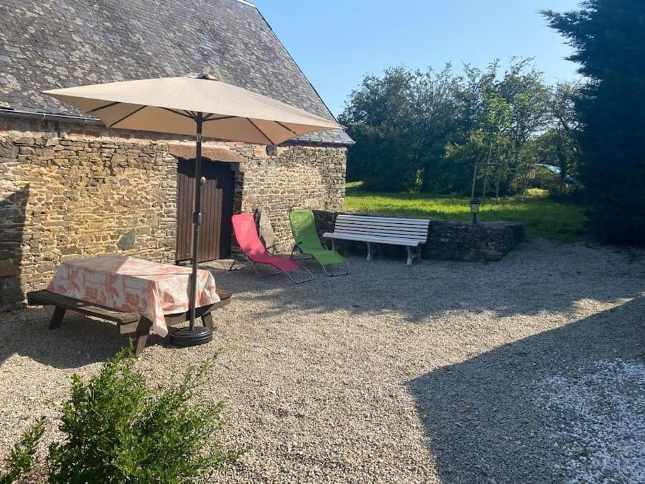 Vonkajšia záhrada v ubytovaní Gîte Les Aubins - Bord de Mer - Cotentin