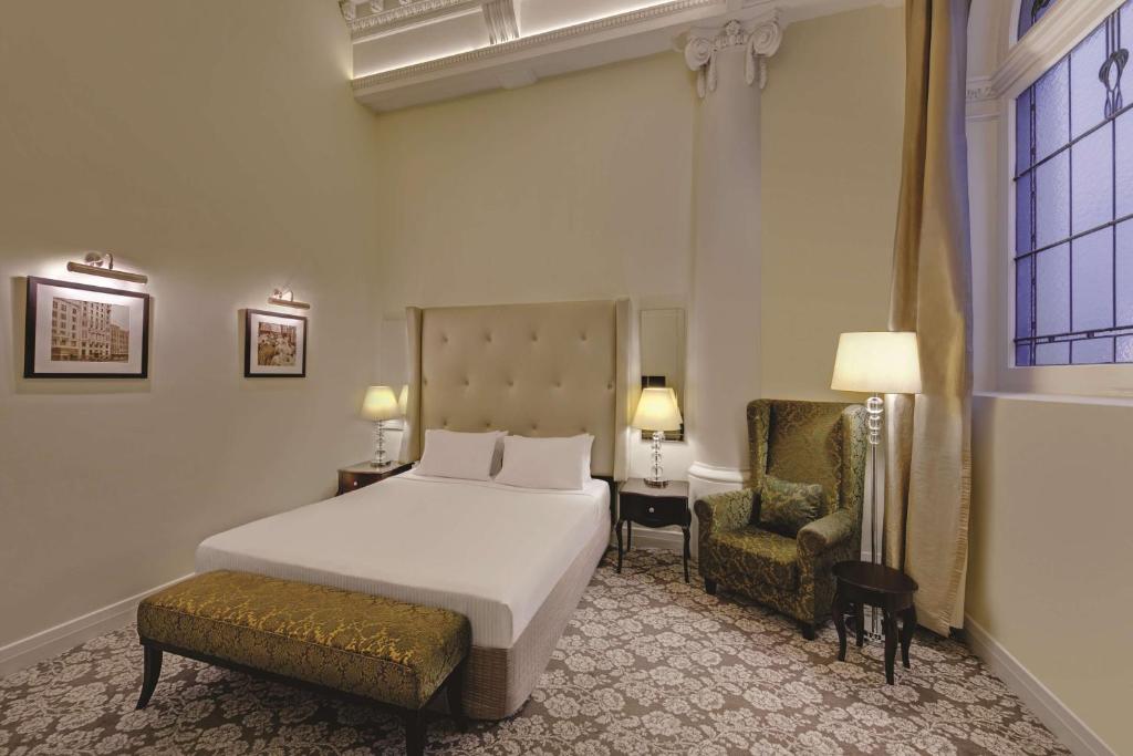 Postel nebo postele na pokoji v ubytování Rendezvous Hotel Melbourne