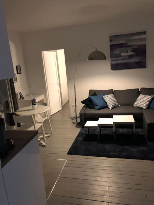 Appartement Manel - 5 min de la maison des examens - Housity