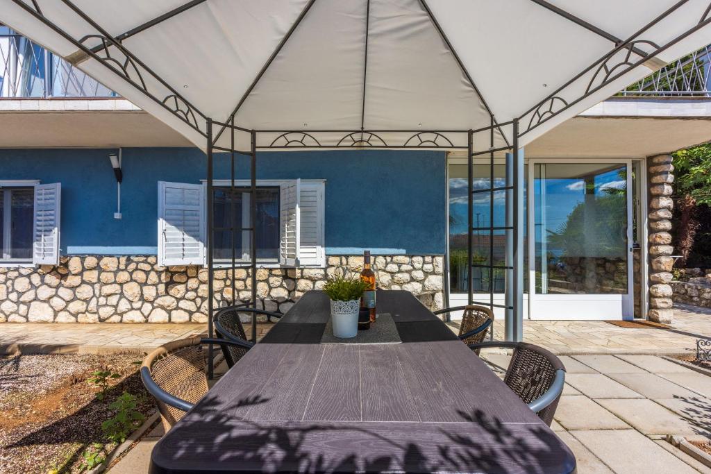 Patio nebo venkovní prostory v ubytování Apartments Alenka