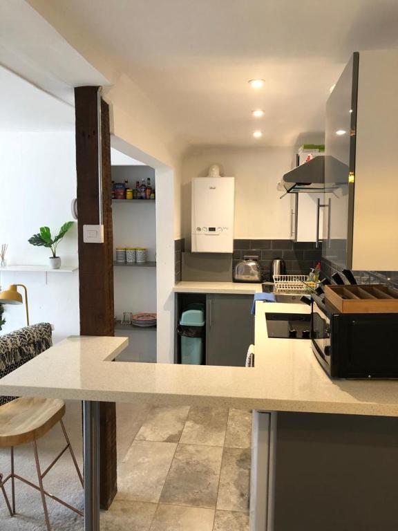 Recently Refurbished Old Town Apartment - отзывы и видео