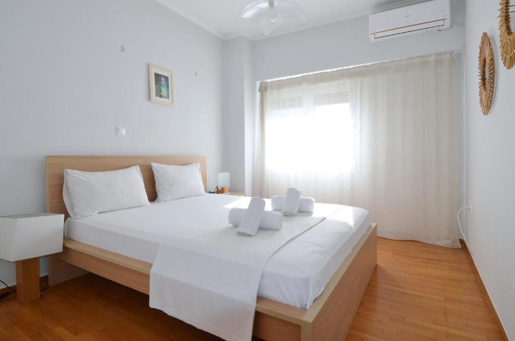 Apartment in the heart of Athens next to Metro, Athens (updated prices