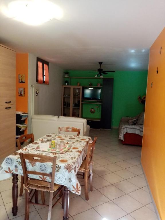 Casa Alice Wi-Fi Giardino Tranquillità Famiglie - Maison De Deux Chambres
