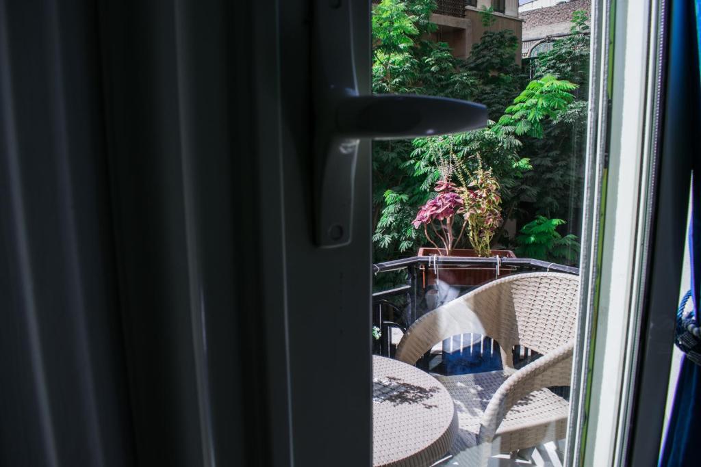 Balkón nebo terasa v ubytování Crown Hotel