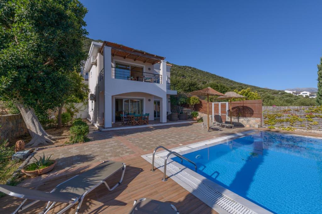 Villa DreamView with private pool - Housity