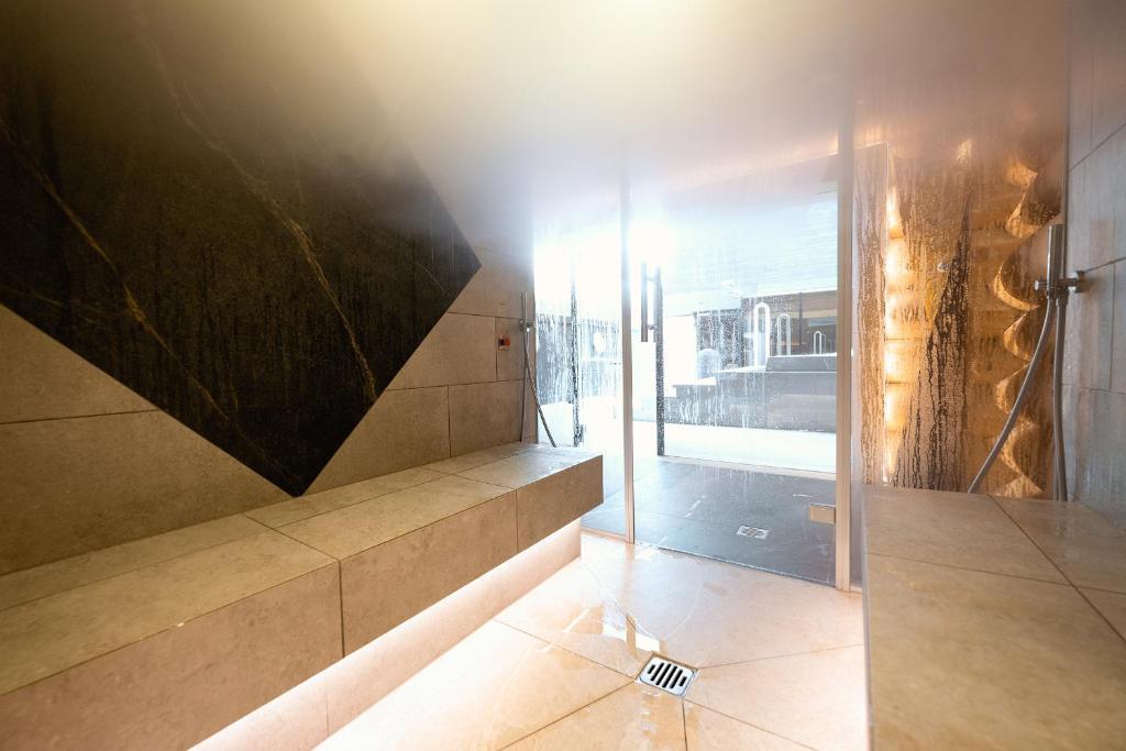 Wellness Hotel Alpenhof - Resim 38