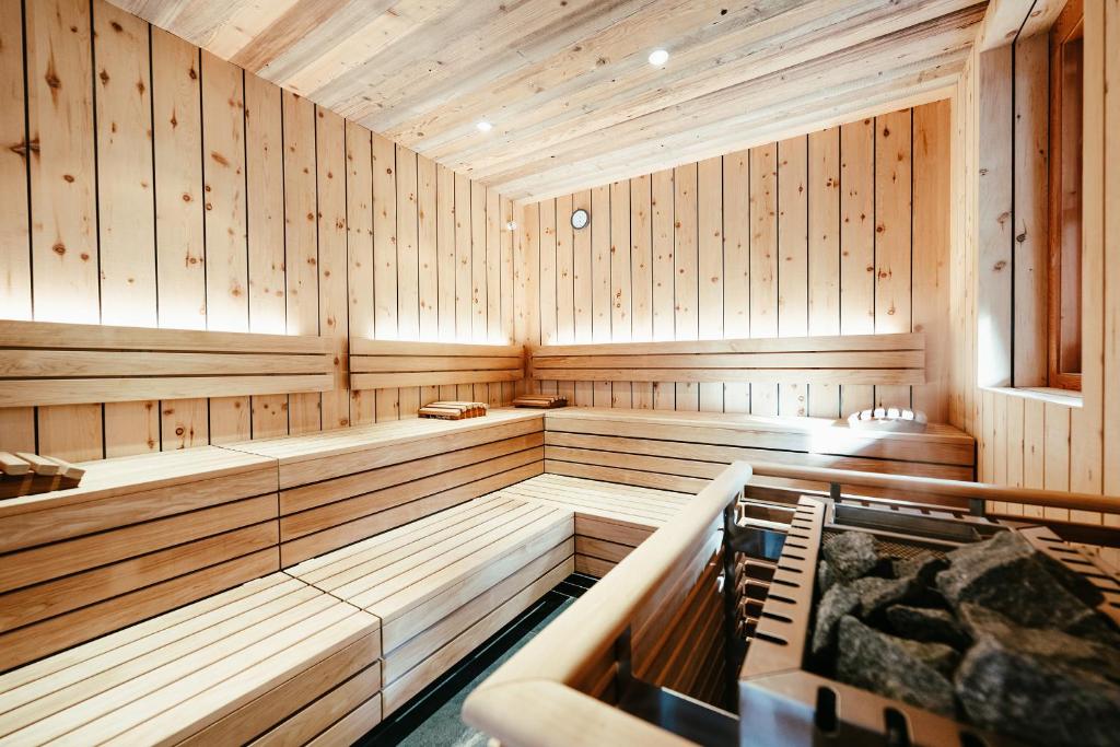 Wellness Hotel Alpenhof - Resim 13