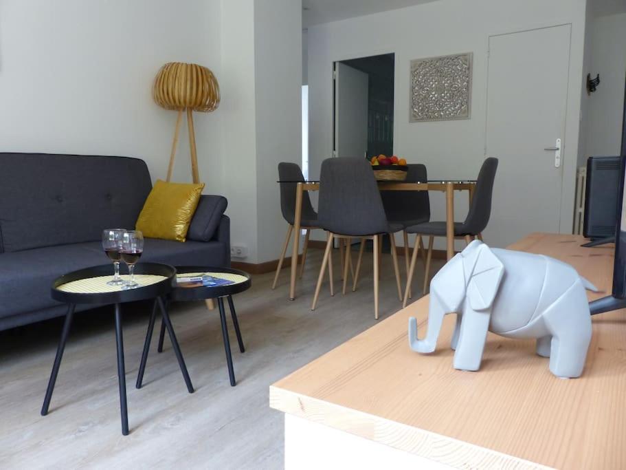 Chez Jacques - Balcon et Garage - Housity