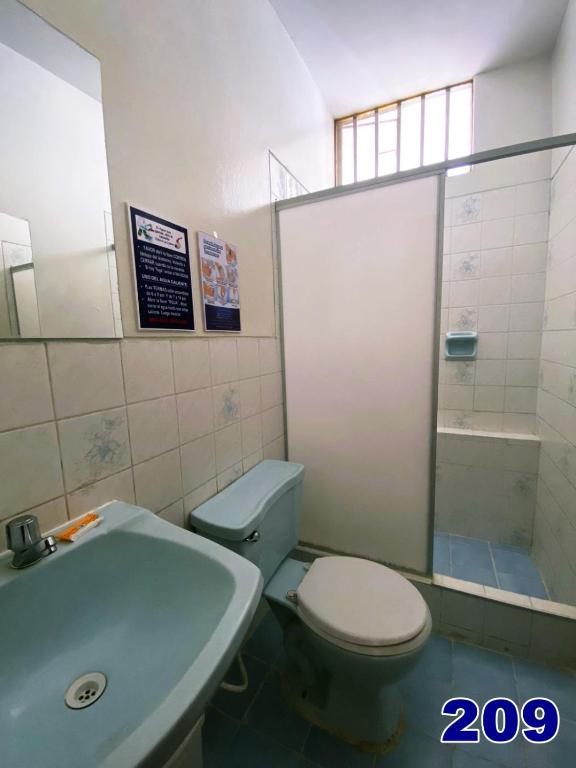 Koupelna v ubytování HOSTAL HOGAR 3 Estrellas - CHEPÉN