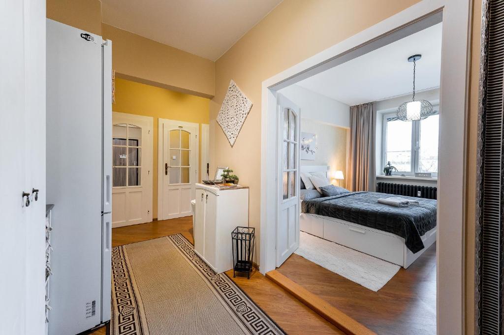 Posteľ alebo postele v izbe v ubytovaní Old Town Vintage Apartment Sturova