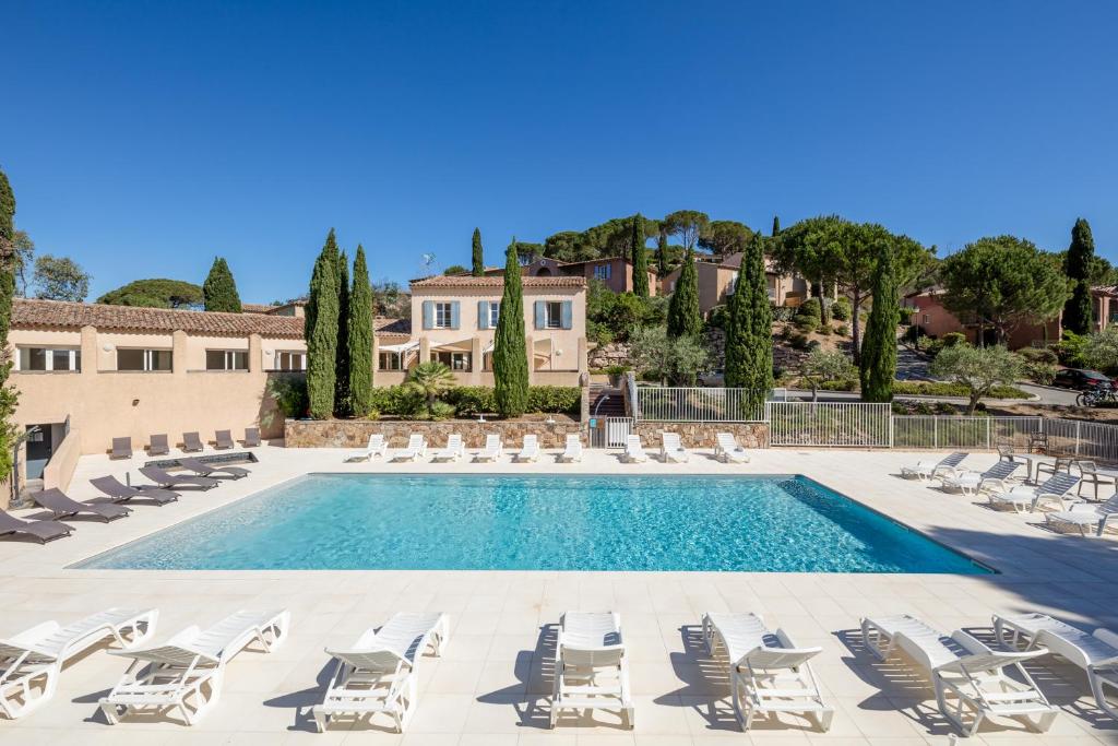 Kolam renang di atau dekat dengan Garden & City Les Bastides de Grimaud