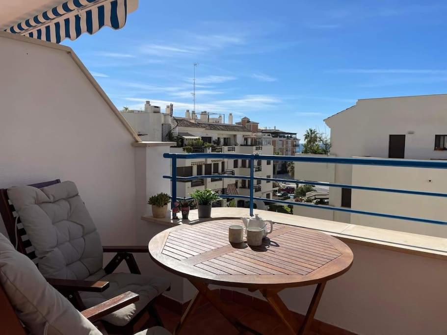 Balkón nebo terasa v ubytování South facing 1 bed apartment, near beach
