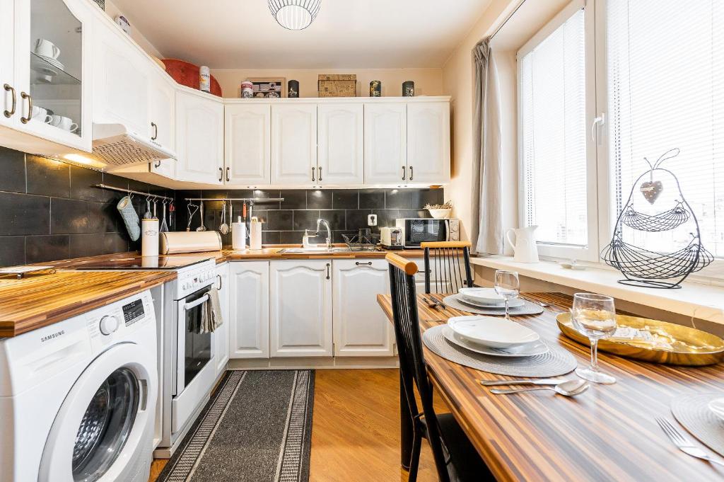 Kuchyňa alebo kuchynka v ubytovaní Old Town Vintage Apartment Sturova