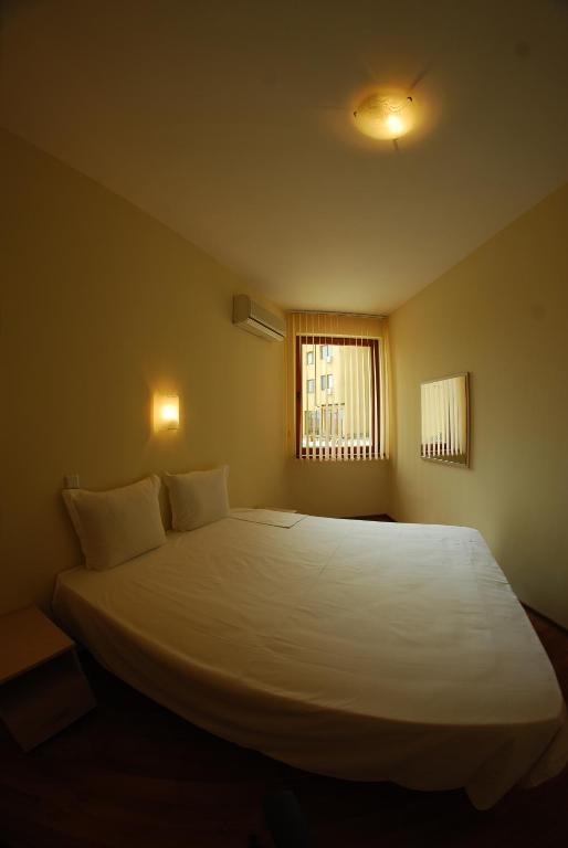 Oasis Beach Apartments Kamchia - Two-Bedroom Apartment With Pool View