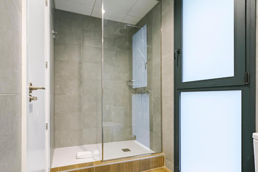 Feelathome Castilla Apartments - 17