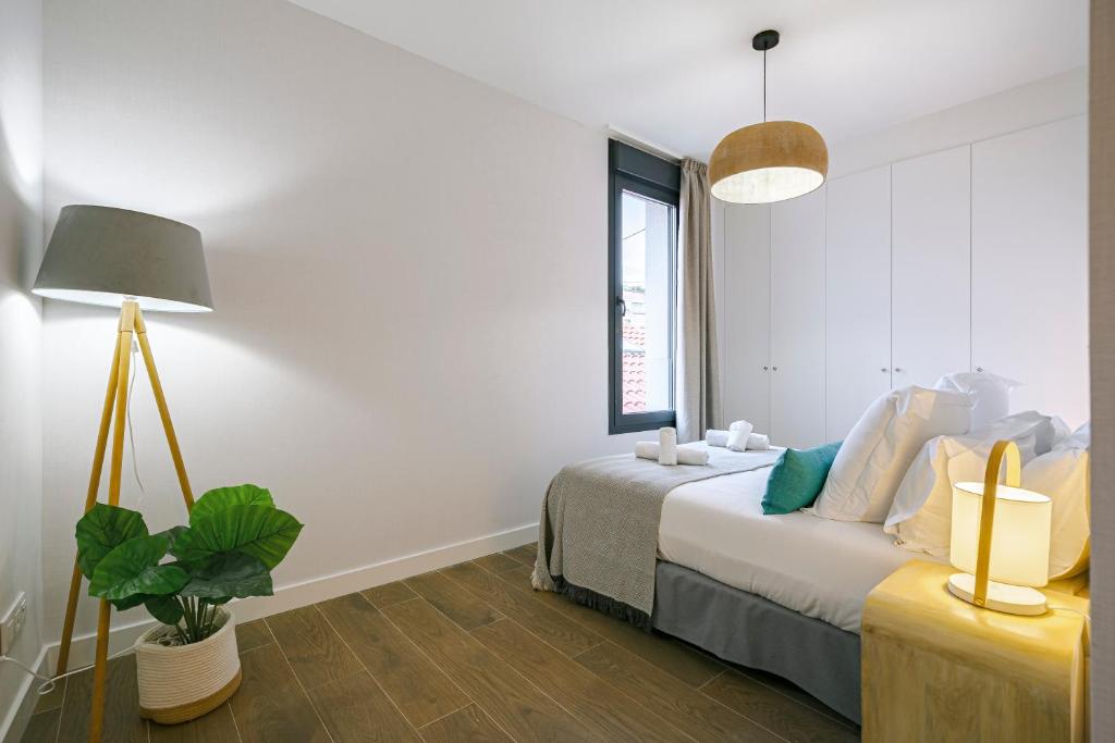 Feelathome Castilla Apartments - 7