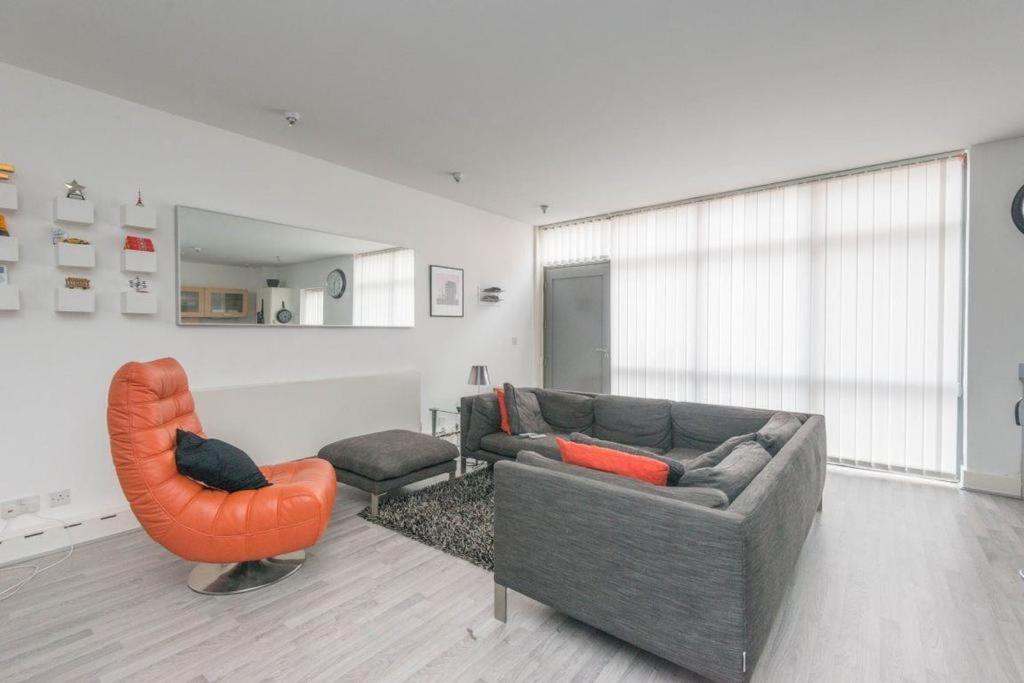 Short Stay Accommodation Sheffield for Contractors and Weekend stays - Housity