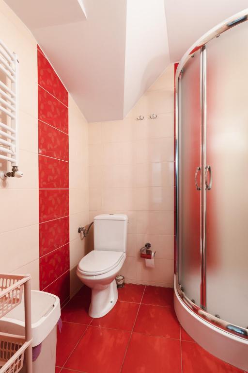 Pokoje u Danusi - Family Room With Private Bathroom