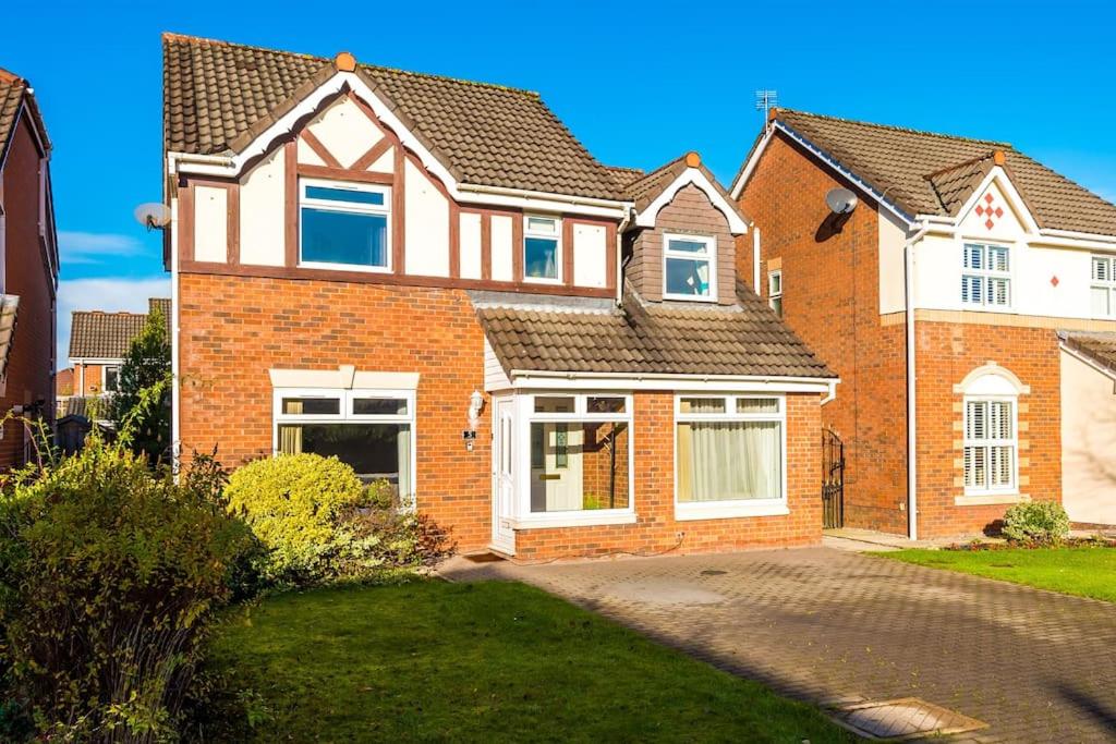 Beautiful Home in Worsley, Manchester, Worsley Updated 2023 Prices