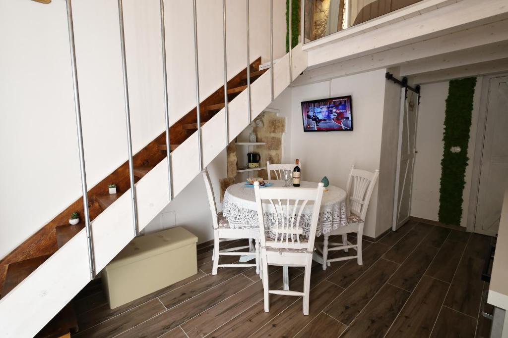 TV a/nebo společenská místnost v ubytování La Maison